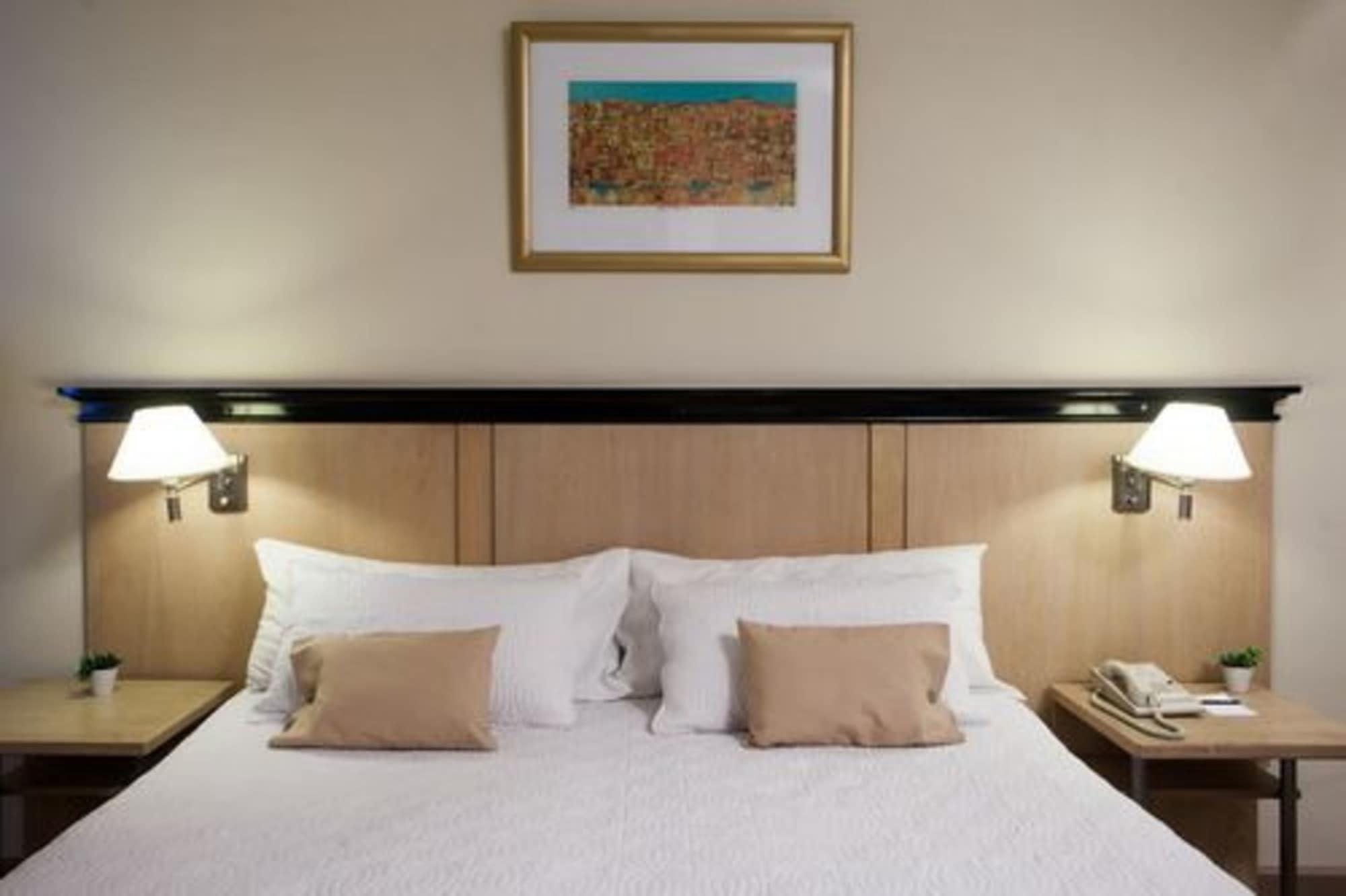 Argentino Hotel เมนโดซา ภายนอก รูปภาพ