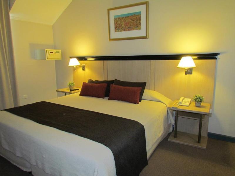 Argentino Hotel เมนโดซา ภายนอก รูปภาพ