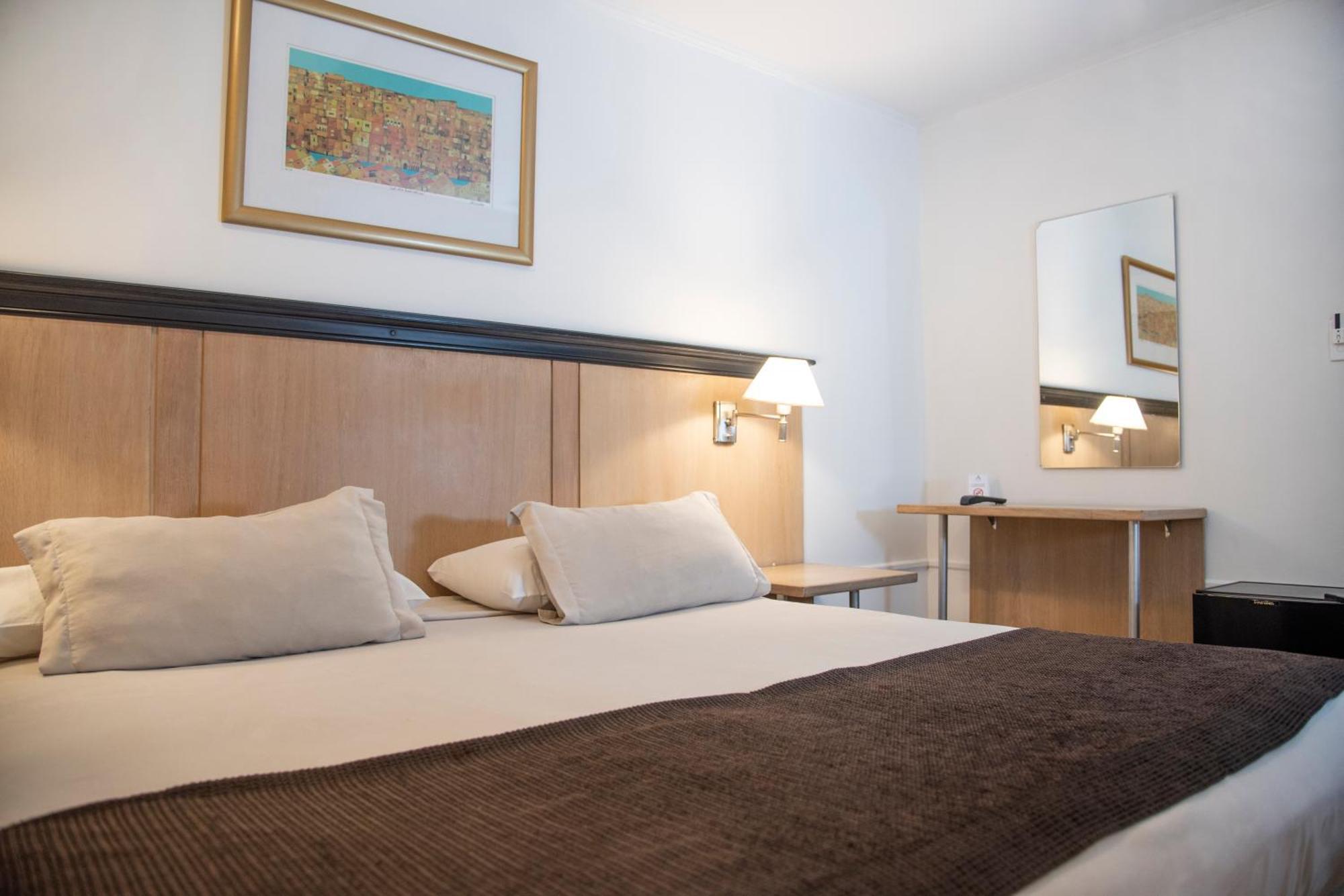 Argentino Hotel เมนโดซา ภายนอก รูปภาพ